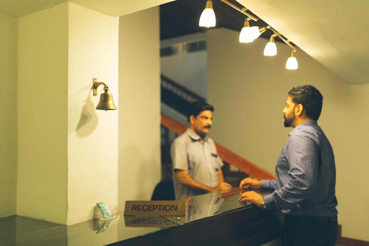 The Nisha Continental Villa Kottayam Bagian luar foto